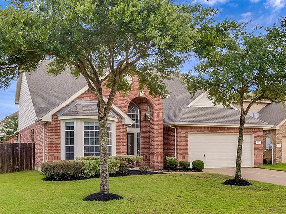 3rd image of 3019 Silverwood Park Ln