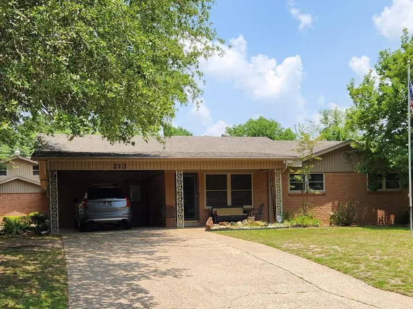 213 W Pioneer St, Wake Village, TX 75501