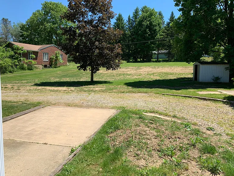 138 Denny Rd — Photo 2