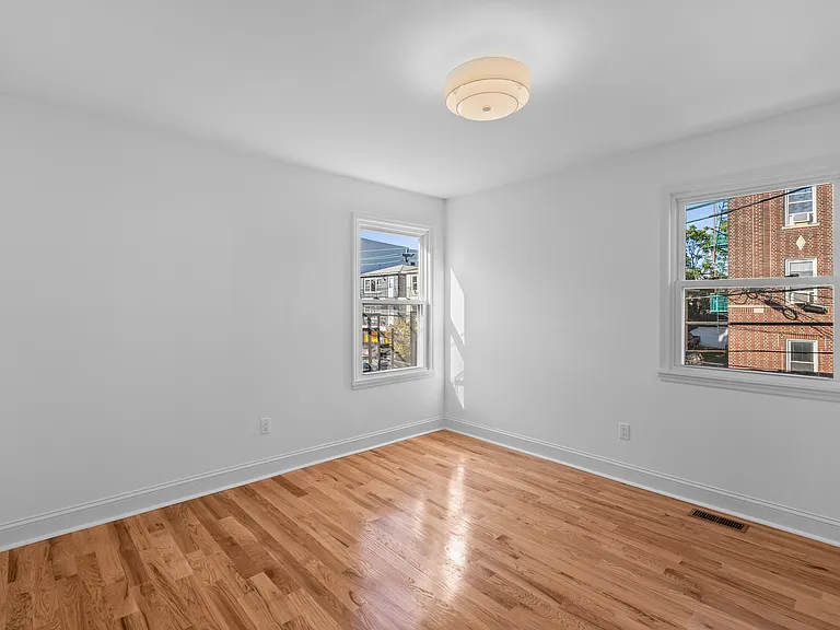 5 Poplar St #3 — Photo 20