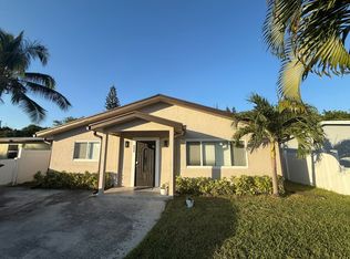 255 Glouchester St, Boca Raton, FL 33487