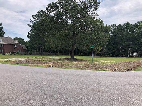 2nd image of 213 Chancery Dr