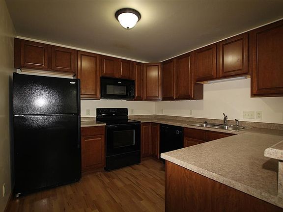 5th image of 2736 Cobblestone Pl Unit A