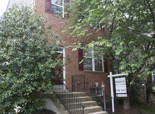 43077 Candlewick Sq, Leesburg, VA