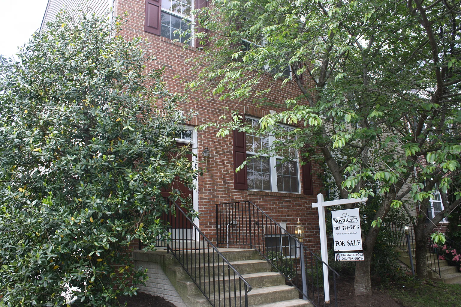 43077 Candlewick Sq photo 1