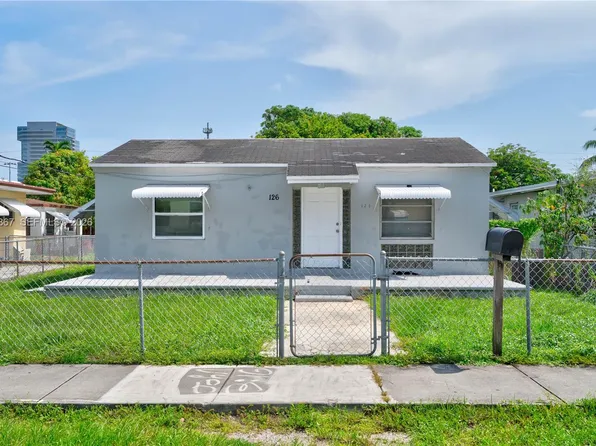 126 SE 4th St, Hallandale, FL 33009