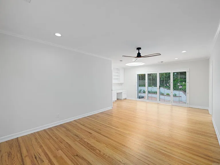 7920 Avenida Alamar — Photo 38