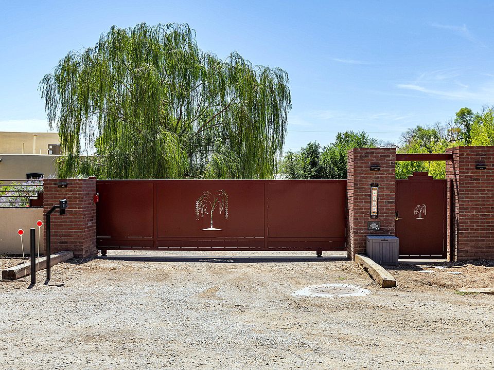 1st image of 1718 Avenida Las Campanas NW