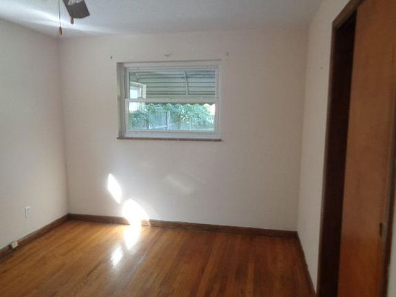 3rd image of 6705 Betts Ave