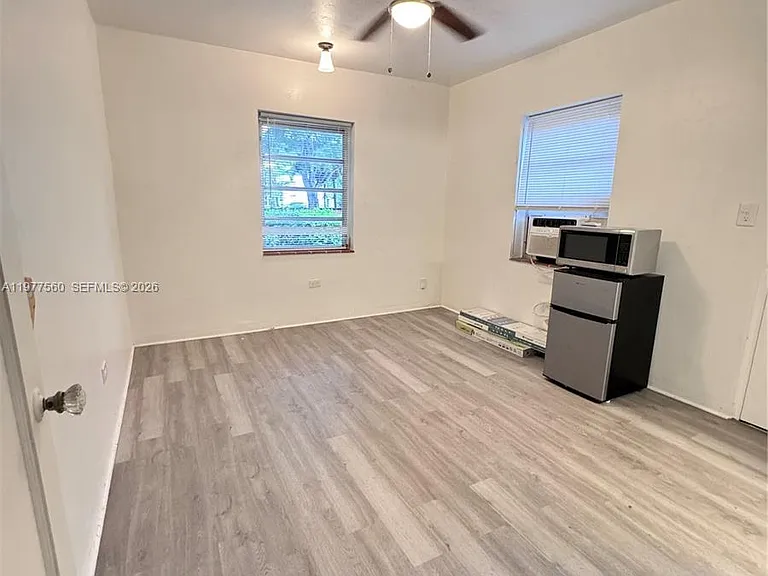 2652 SW 23rd Ave #BACK — Photo 1
