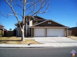 45846 Suffolk Dr, Lancaster, CA 93534