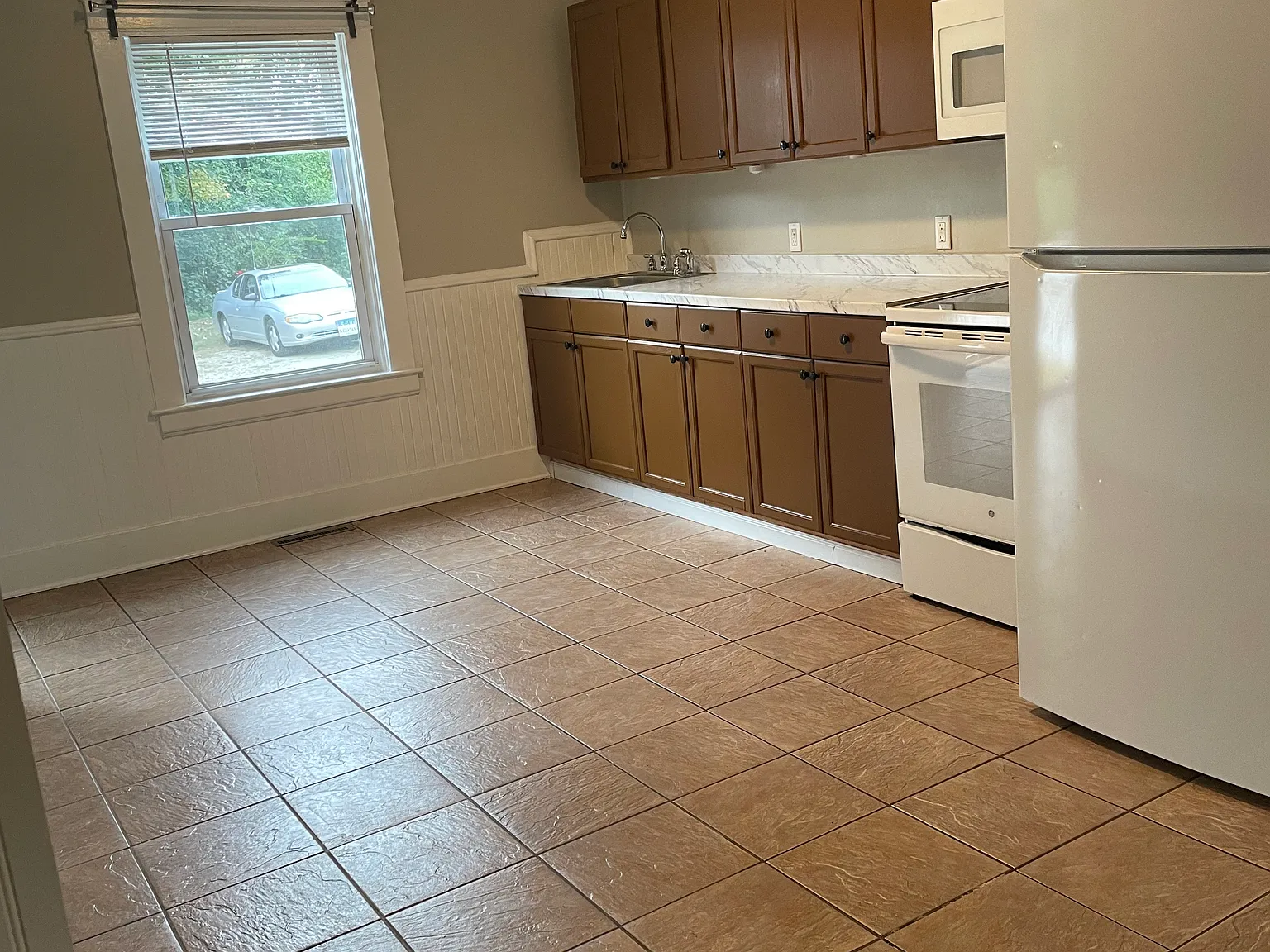 50 Aldrich Ave — Photo 1