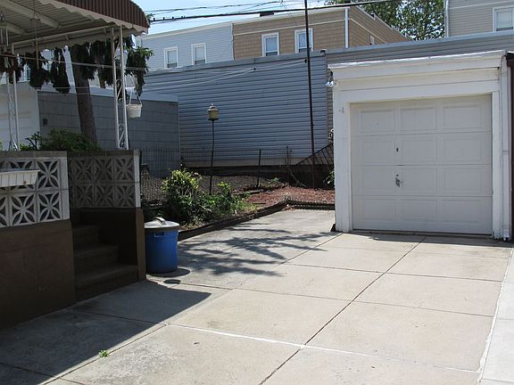 3rd image of 7810 85th St
