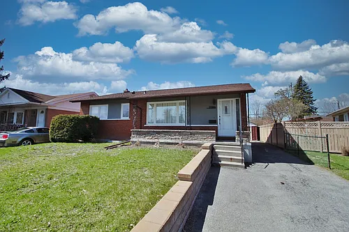 2138 Saunderson Dr #1 Photo 1