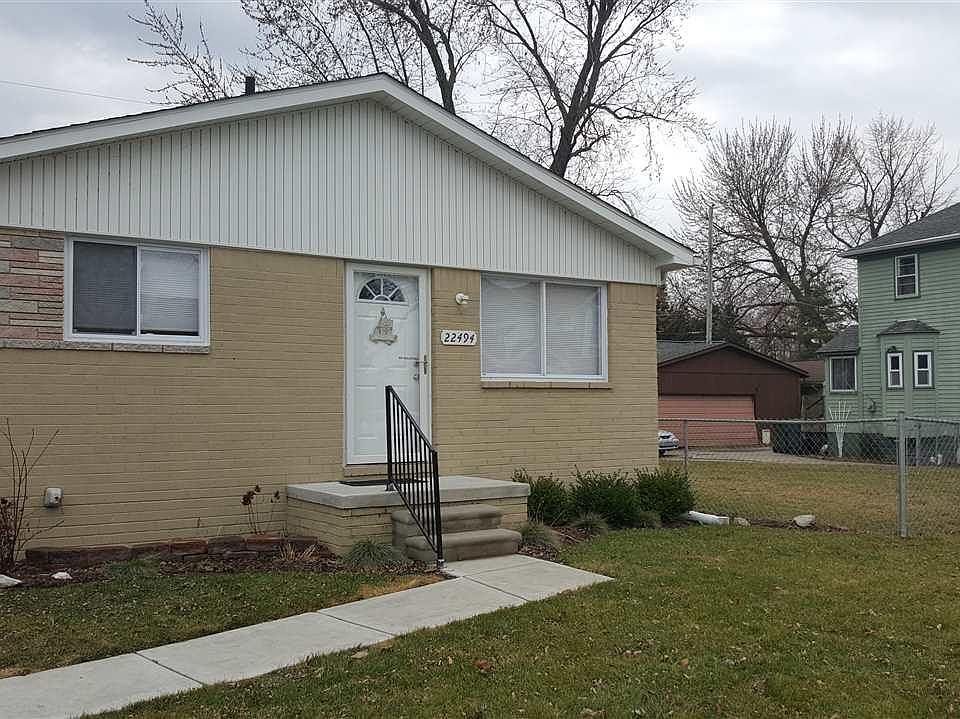 1st image of 22494 Milner Saint