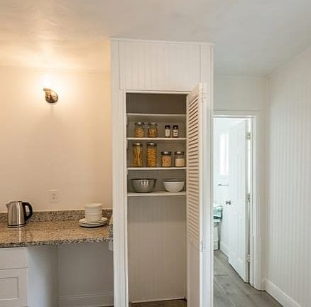 3rd image of 506 N 2nd St APT 4