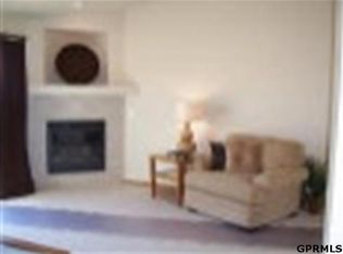 16880 N Camden Ave, Omaha, NE 68116