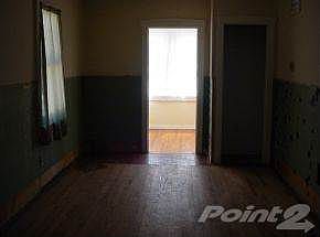 3rd image of 217 11th St