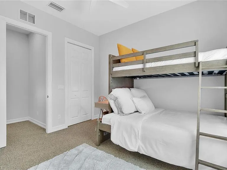 590 110th Ave N — Photo 29