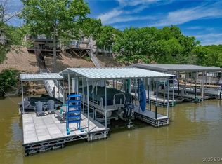 1104 Whippoorwill Ln, Sunrise Beach, MO 65079