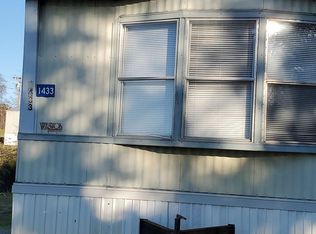 1433 Yucatan Dr, Mebane, NC 27302