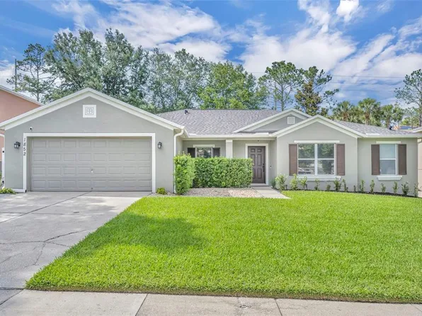 1852 Vale Dr, Clermont, FL 34711