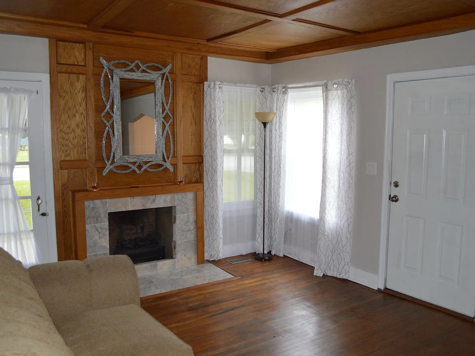 4601 Montview Dr — Photo 4