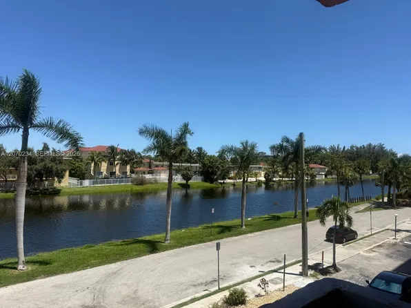 2075 NE 164th St, North Miami Beach, FL