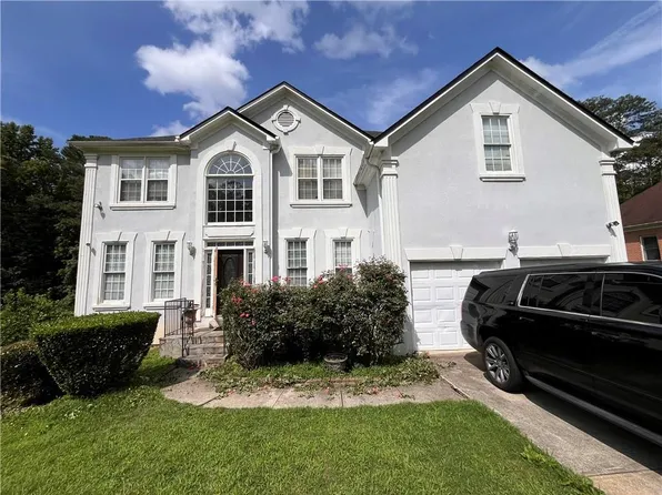199 Scenic View Ln, Stone Mountain, GA 30087
