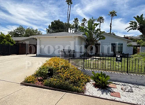 1515 Kent Ave Photo 1