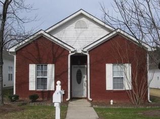 470 Autumn Glen Cir, Fayetteville, GA 30215