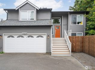 10035 61st Ave S APT B, Seattle, WA 98178
