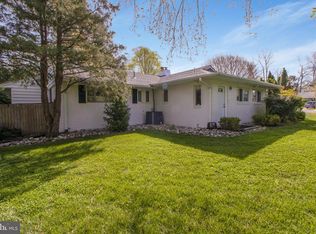 6029 Berkshire Dr, Bethesda, MD 20814