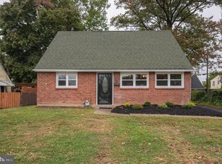 2609 Armstrong Ave, Holmes, PA 19043