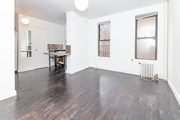 Rented by MySpaceNYC | media 4