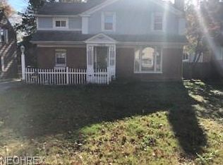 19912 Lanbury Ave, Warrensville Heights, OH