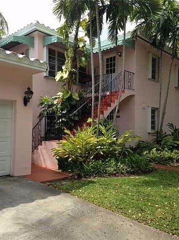 1st image of 2901 Segovia St