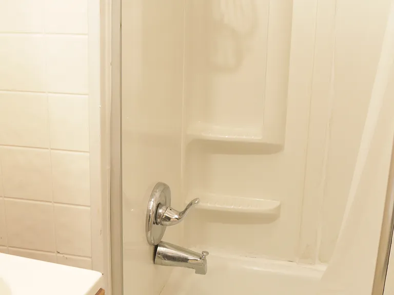 320 N Sherman Ave #1 — Photo 4