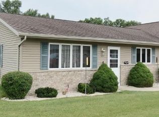 1416 Jackson St, New Holstein, WI 53061