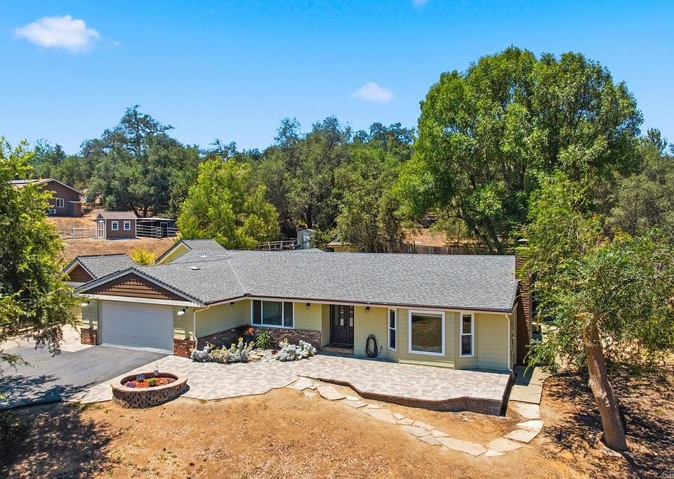 1st image of 2438 Duraznitos Rd