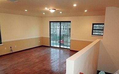1st image of 1021 E 231st St