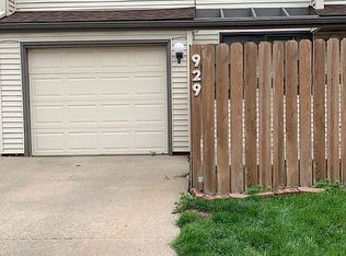 929 E 15th St N, Newton, IA 50208