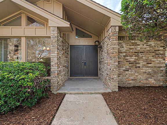 3rd image of 2012 Scarlet Oak Dr