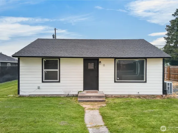 11 Ivy Street NE, Ephrata, WA 98823