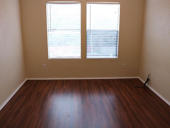 2nd image of 2503 W Slaughter Ln APT C
