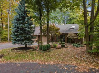 3025 Foxchase Run, Fort Wayne, IN