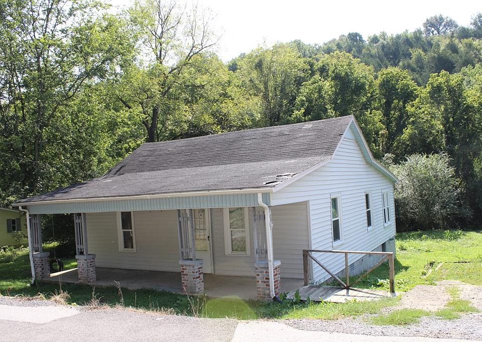 1st image of 335 W Gipson Ave