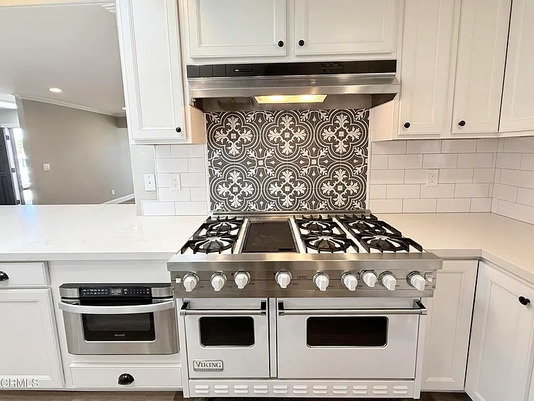 838 Calle Margarita — Photo 10