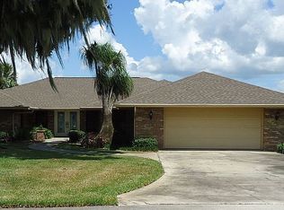 215 Lakerim Ct, Lake Placid, FL 33852
