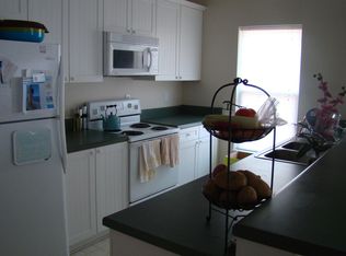 256 Twin Oaks Dr #A, Hampstead, NC 28443